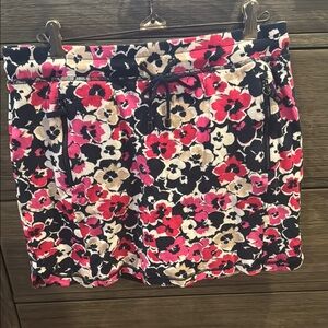 Jones New York Floral Mini Skirt w/ Built In Shorts Size Medium